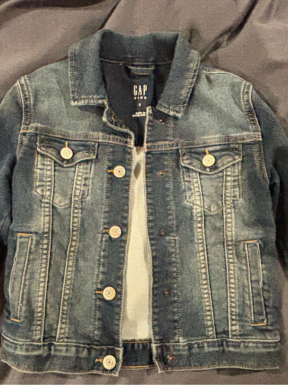 GAP Kids Classic Denim Jacket in Faded Blue Size Small